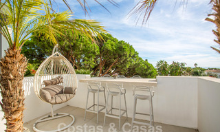 Villa moderne et luxueuse à vendre, située au centre de Marbella, à quelques pas de la plage, sur le Golden Mile 60493 