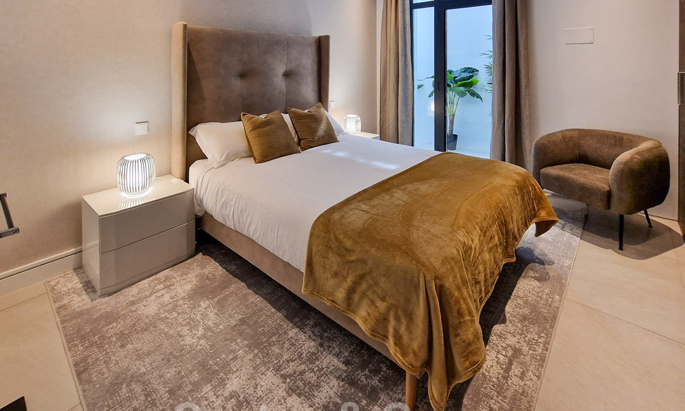 Villa moderne et luxueuse à vendre, située au centre de Marbella, à quelques pas de la plage, sur le Golden Mile 60508