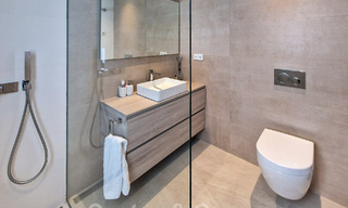 Villa moderne et luxueuse à vendre, située au centre de Marbella, à quelques pas de la plage, sur le Golden Mile 60511 