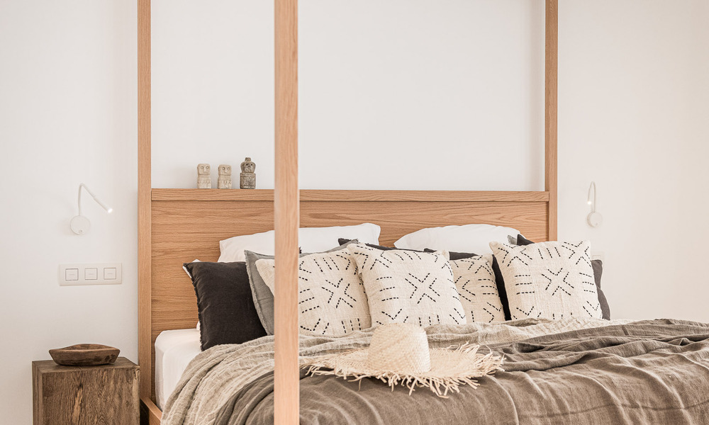 Charmante villa espagnole de luxe à vendre, entourée d'une beauté naturelle et bordant la plage des dunes à Marbella 49681