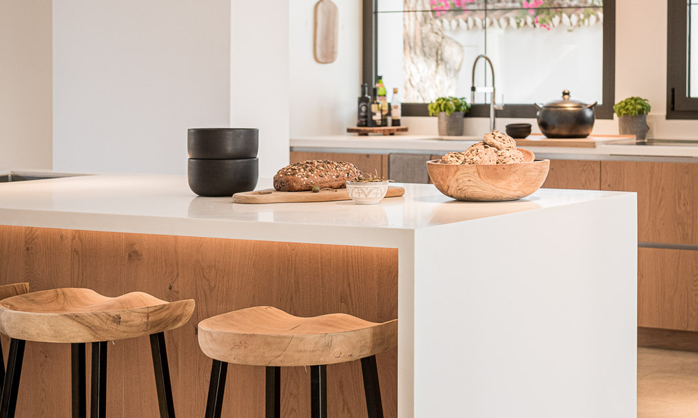 Charmante villa espagnole de luxe à vendre, entourée d'une beauté naturelle et bordant la plage des dunes à Marbella 49689