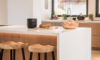 Charmante villa espagnole de luxe à vendre, entourée d'une beauté naturelle et bordant la plage des dunes à Marbella 49689 