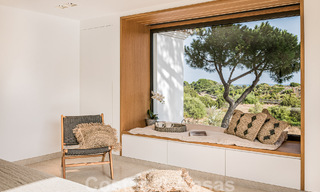 Charmante villa espagnole de luxe à vendre, entourée d'une beauté naturelle et bordant la plage des dunes à Marbella 49699 