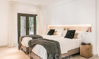 Charmante villa espagnole de luxe à vendre, entourée d'une beauté naturelle et bordant la plage des dunes à Marbella 49703 
