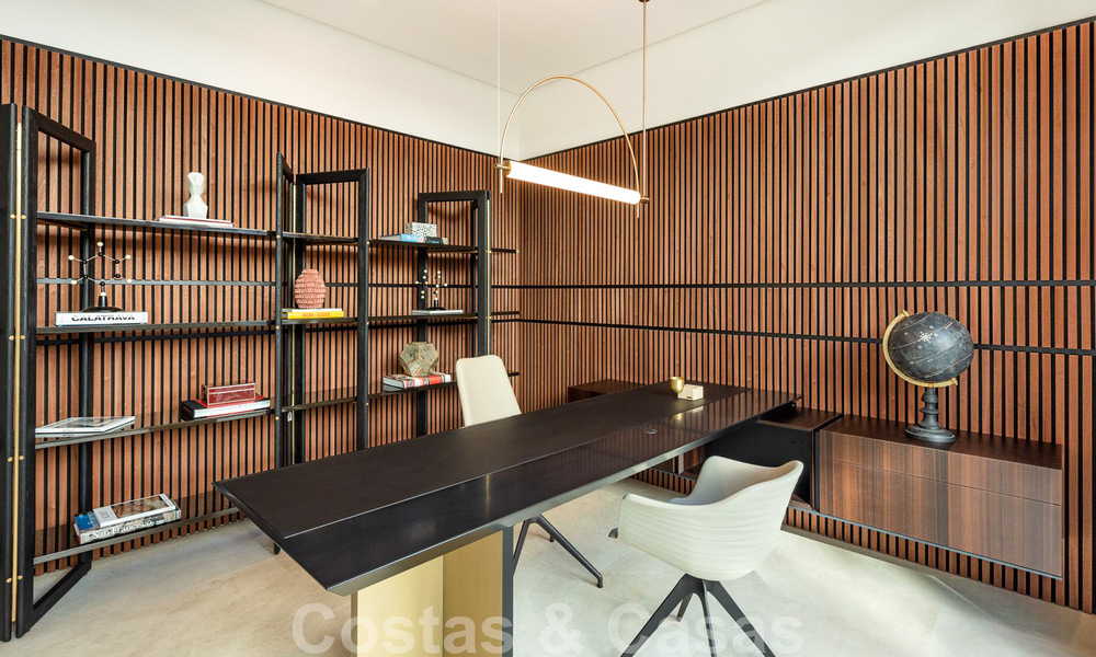 Vente d'une villa de conception architecturale, prête à être emménagée, avec vue sur la mer, dans un prestigieux quartier résidentiel protégé, sur les collines de La Quinta, à Benahavis - Marbella 49259