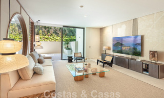 Vente d'une villa de conception architecturale, prête à être emménagée, avec vue sur la mer, dans un prestigieux quartier résidentiel protégé, sur les collines de La Quinta, à Benahavis - Marbella 49273 
