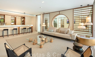 Vente d'une villa de conception architecturale, prête à être emménagée, avec vue sur la mer, dans un prestigieux quartier résidentiel protégé, sur les collines de La Quinta, à Benahavis - Marbella 49275 