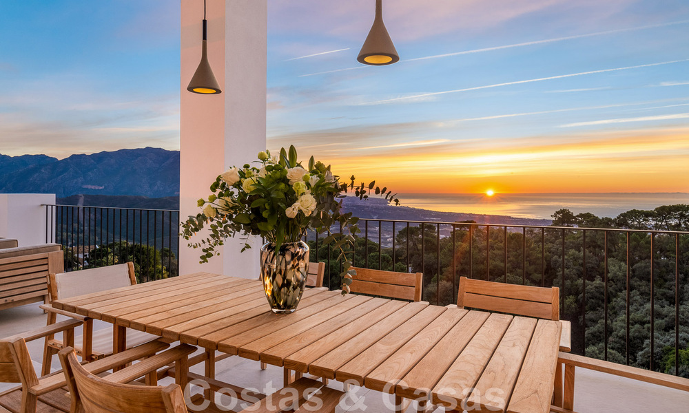 Vente d'une villa méditerranéenne de luxe avec vue imprenable sur la mer dans le complexe de golf exclusif de La Zagaleta, Benahavis - Marbella 49343