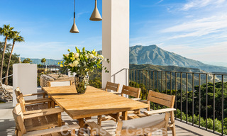 Vente d'une villa méditerranéenne de luxe avec vue imprenable sur la mer dans le complexe de golf exclusif de La Zagaleta, Benahavis - Marbella 49359 