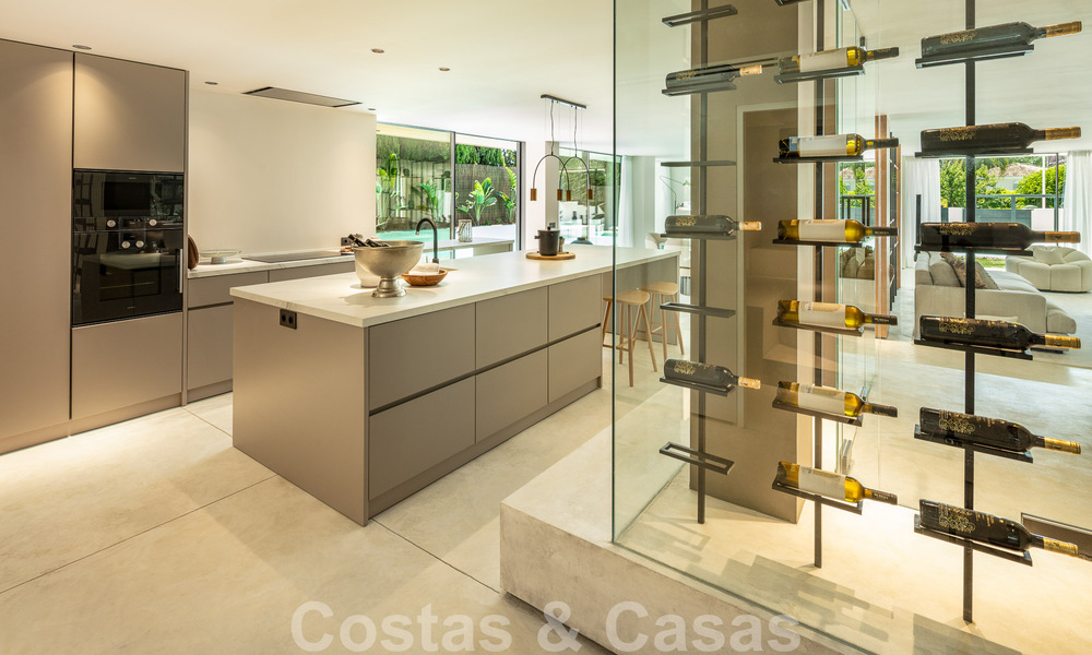 Vente d'une villa de luxe moderne au design contemporain, située à proximité de Puerto Banus, Marbella 49418