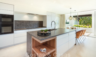 Magnifique penthouse avec de grandes terrasses à vendre dans le quartier privilégié de Puente Romano, Golden Mile, Marbella 49732 