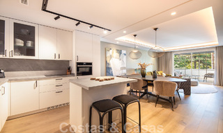 Appartement sophistiqué à vendre à quelques pas de la plage, situé à Puente Romano sur le Golden Mile à Marbella 49766 