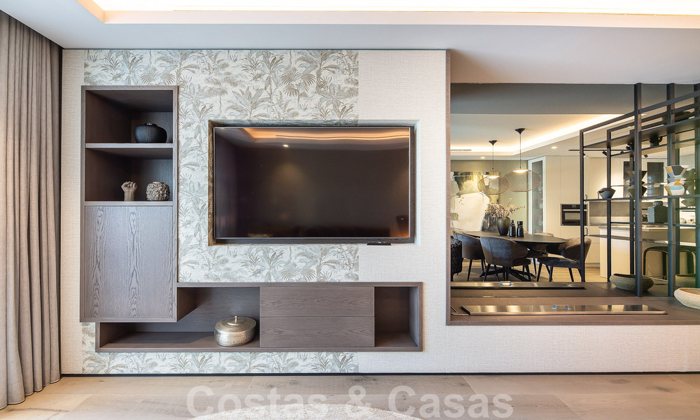 Appartement sophistiqué à vendre à quelques pas de la plage, situé à Puente Romano sur le Golden Mile à Marbella 49768