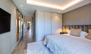 Appartement sophistiqué à vendre à quelques pas de la plage, situé à Puente Romano sur le Golden Mile à Marbella 49780 