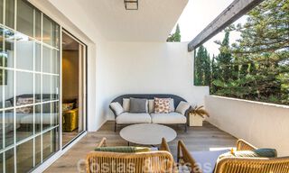 Appartement sophistiqué à vendre à quelques pas de la plage, situé à Puente Romano sur le Golden Mile à Marbella 49782 