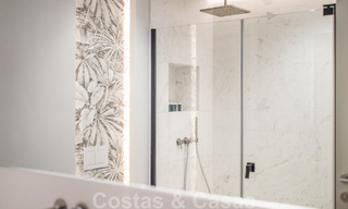 Appartement sophistiqué à vendre à quelques pas de la plage, situé à Puente Romano sur le Golden Mile à Marbella 49785 