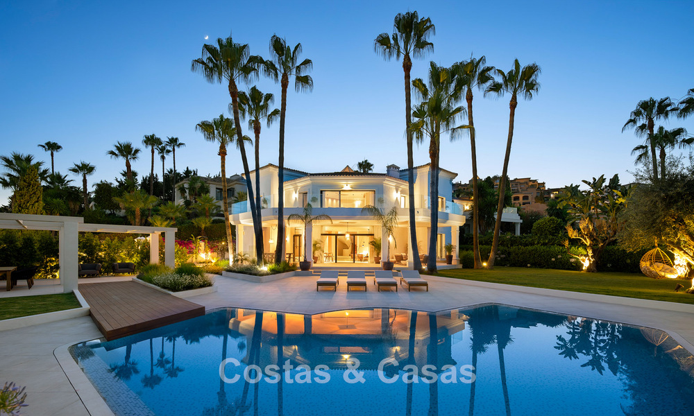 Villa méditerranéenne de luxe à vendre dans un quartier résidentiel prestigieux entouré des terrains de golf de la vallée de Nueva Andalucia, Marbella 54151