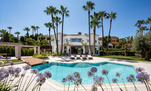 Villa méditerranéenne de luxe à vendre dans un quartier résidentiel prestigieux entouré des terrains de golf de la vallée de Nueva Andalucia, Marbella 54153