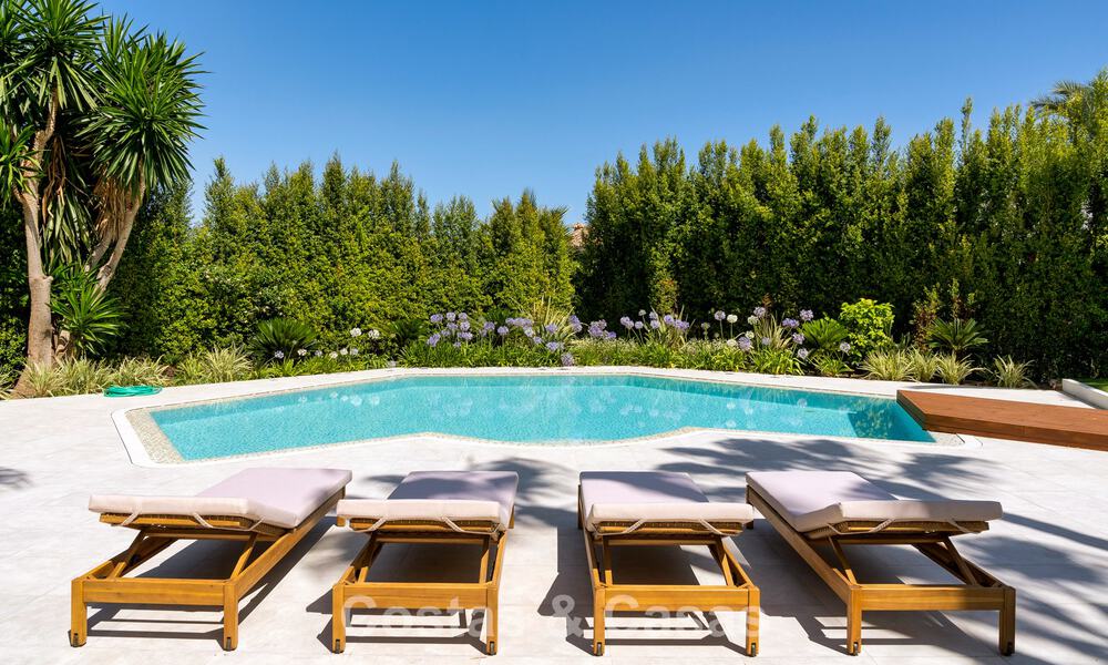 Villa méditerranéenne de luxe à vendre dans un quartier résidentiel prestigieux entouré des terrains de golf de la vallée de Nueva Andalucia, Marbella 54154