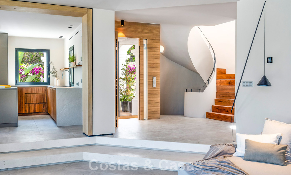 Villa méditerranéenne de luxe à vendre dans un quartier résidentiel prestigieux entouré des terrains de golf de la vallée de Nueva Andalucia, Marbella 54161