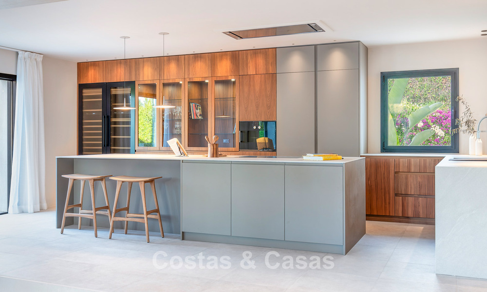 Villa méditerranéenne de luxe à vendre dans un quartier résidentiel prestigieux entouré des terrains de golf de la vallée de Nueva Andalucia, Marbella 54162