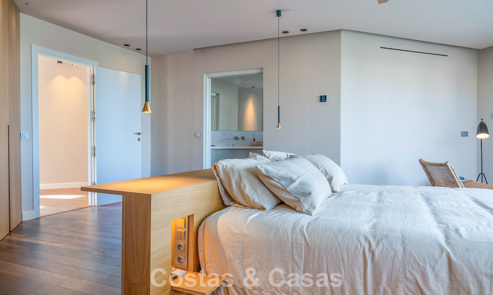 Villa méditerranéenne de luxe à vendre dans un quartier résidentiel prestigieux entouré des terrains de golf de la vallée de Nueva Andalucia, Marbella 54178