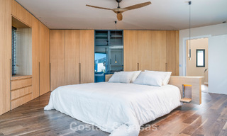 Villa méditerranéenne de luxe à vendre dans un quartier résidentiel prestigieux entouré des terrains de golf de la vallée de Nueva Andalucia, Marbella 54198 