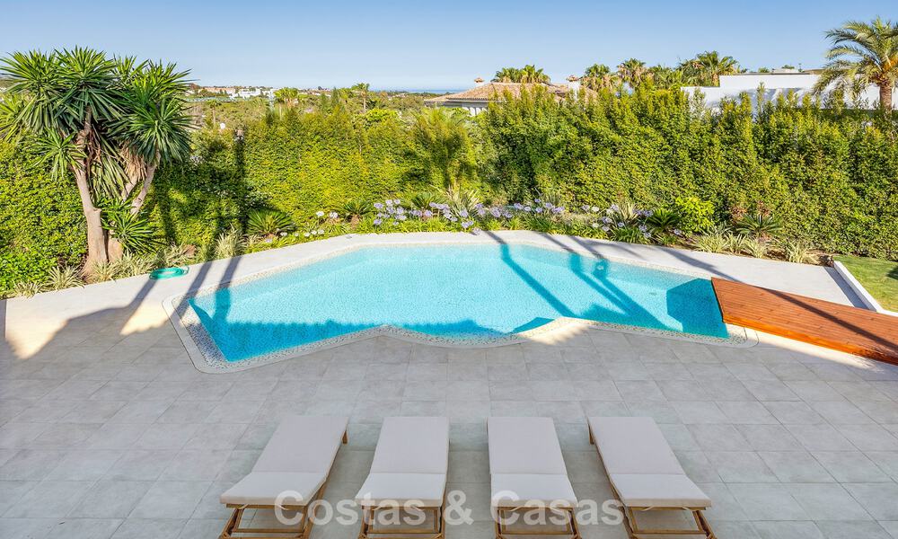 Villa méditerranéenne de luxe à vendre dans un quartier résidentiel prestigieux entouré des terrains de golf de la vallée de Nueva Andalucia, Marbella 54211