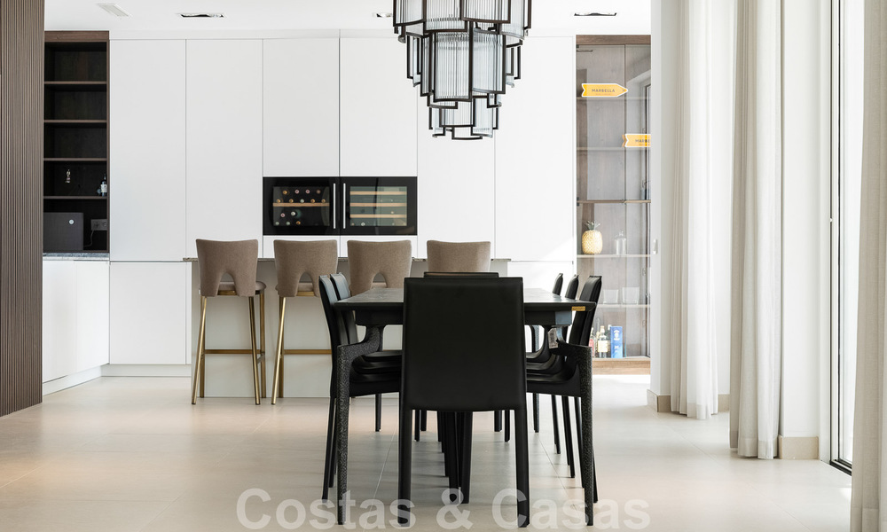 Spacieuse villa méditerranéenne à vendre située dans une urbanisation privilégiée de Nueva Andalucia, Marbella 50559