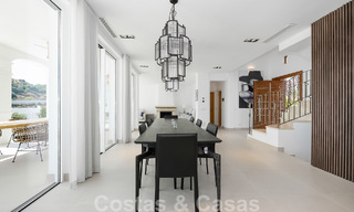 Spacieuse villa méditerranéenne à vendre située dans une urbanisation privilégiée de Nueva Andalucia, Marbella 50562 