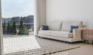 Spacieuse villa méditerranéenne à vendre située dans une urbanisation privilégiée de Nueva Andalucia, Marbella 50567 