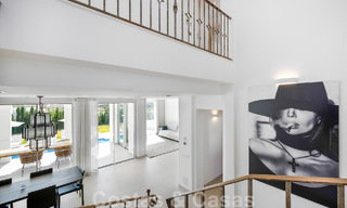 Spacieuse villa méditerranéenne à vendre située dans une urbanisation privilégiée de Nueva Andalucia, Marbella 50572 