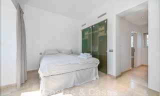 Spacieuse villa méditerranéenne à vendre située dans une urbanisation privilégiée de Nueva Andalucia, Marbella 50590 