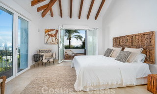 Villa andalouse de luxe à vendre avec vue panoramique sur la mer à Los Monteros, Marbella 50969 