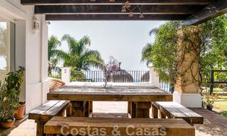 Villa andalouse de luxe à vendre avec vue panoramique sur la mer à Los Monteros, Marbella 50993 