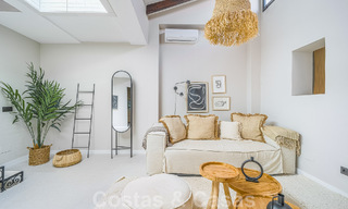 Superbe penthouse à vendre avec vue sur la mer et les montagnes, à distance de marche des commodités à Nueva Andalucia, Marbella 50740 