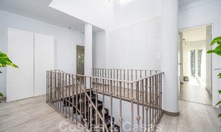 Villa méditerranéenne de luxe à vendre avec 5 chambres à coucher dans un environnement de golf prestigieux dans la vallée de Nueva Andalucia, Marbella 50833 