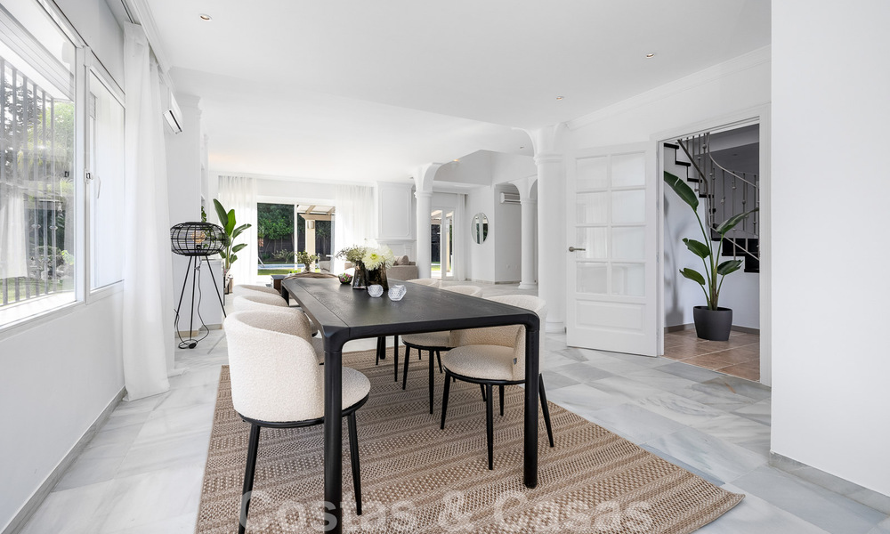 Villa méditerranéenne de luxe à vendre avec 5 chambres à coucher dans un environnement de golf prestigieux dans la vallée de Nueva Andalucia, Marbella 50845