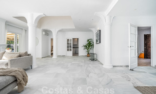 Villa méditerranéenne de luxe à vendre avec 5 chambres à coucher dans un environnement de golf prestigieux dans la vallée de Nueva Andalucia, Marbella 50848 