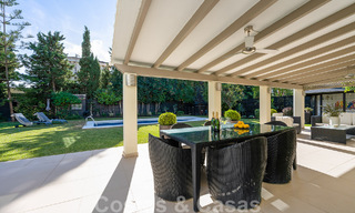 Villa méditerranéenne de luxe à vendre avec 5 chambres à coucher dans un environnement de golf prestigieux dans la vallée de Nueva Andalucia, Marbella 50851 
