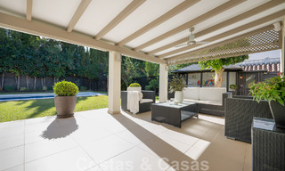 Villa méditerranéenne de luxe à vendre avec 5 chambres à coucher dans un environnement de golf prestigieux dans la vallée de Nueva Andalucia, Marbella 50853 