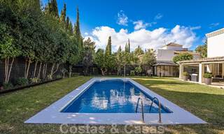 Villa méditerranéenne de luxe à vendre avec 5 chambres à coucher dans un environnement de golf prestigieux dans la vallée de Nueva Andalucia, Marbella 50867 