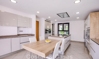 Villa de luxe espagnole à vendre avec architecture méditerranéenne située au cœur de la vallée du golf de Nueva Andalucia à Marbella 50645 