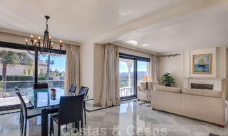 Villa de luxe espagnole à vendre avec architecture méditerranéenne située au cœur de la vallée du golf de Nueva Andalucia à Marbella 50660 