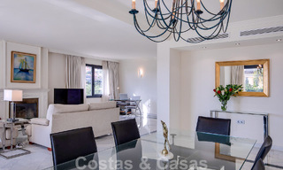 Villa de luxe espagnole à vendre avec architecture méditerranéenne située au cœur de la vallée du golf de Nueva Andalucia à Marbella 50661 