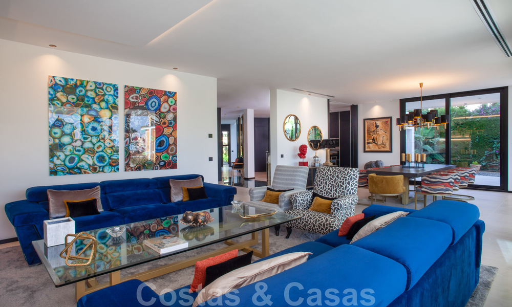 Villa de style moderne et sophistiqué à vendre dans une communauté fermée de la vallée du golf de Nueva Andalucia, Marbella 50616