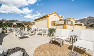 Villa récemment rénovée à vendre, avec vue panoramique sur la mer, située dans le quartier recherché de Nueva Andalucia, Marbella 51354 