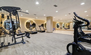 Appartement moderne de 3 chambres à coucher, prêt à être emménagé, à vendre dans un complexe golfique sur le nouveau Golden Mile, entre Marbella et Estepona 50780 