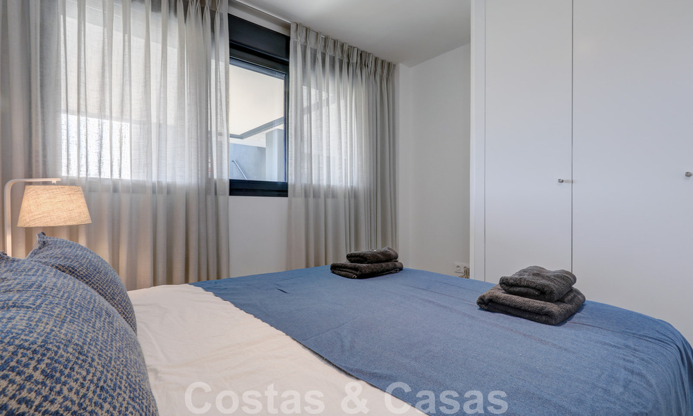 Appartement moderne de 3 chambres à coucher, prêt à être emménagé, à vendre dans un complexe golfique sur le nouveau Golden Mile, entre Marbella et Estepona 50799