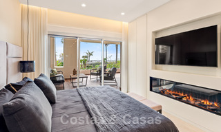 Appartement spacieux et élégant à vendre dans un complexe fermé sur une plage en front de mer avec vue sur la mer, sur le Nouveau Golden Mile de Marbella - Estepona 51305 